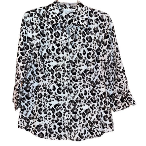 𝅺KIM Rogers white and black leopard blouse - Picture 1 of 5
